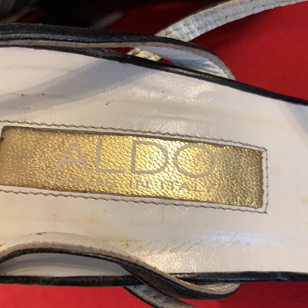 Made in 🇮🇹VTG 90’ ALDO 💯% Leather Bare Slingback Heels - Picture 8 of 15